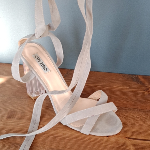 Cape Robbin sandals - Picture 3 of 8